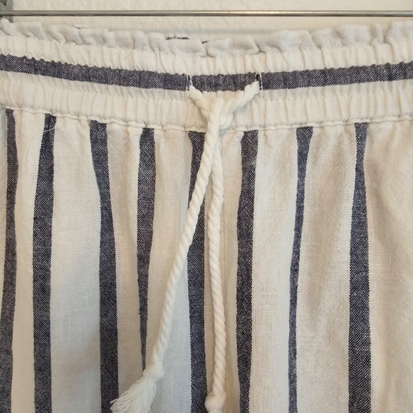 J Crew Linen/Cotton paper-bag stripped pants - Picture 4 of 4